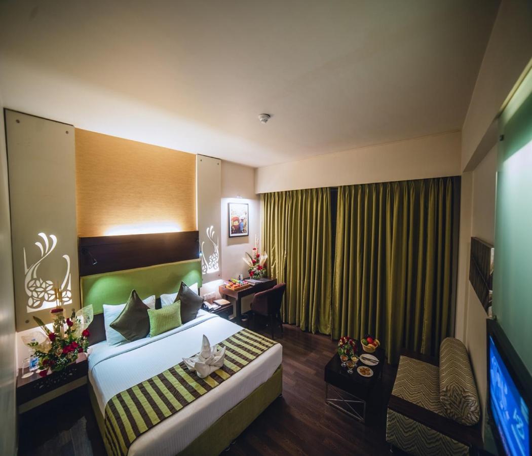 Barsana Hotel & Resort Сіліґурі Екстер'єр фото
