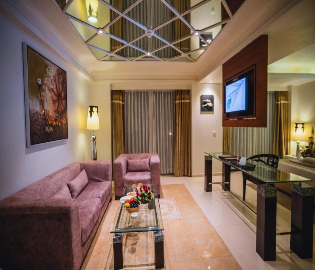 Barsana Hotel & Resort Сіліґурі Екстер'єр фото
