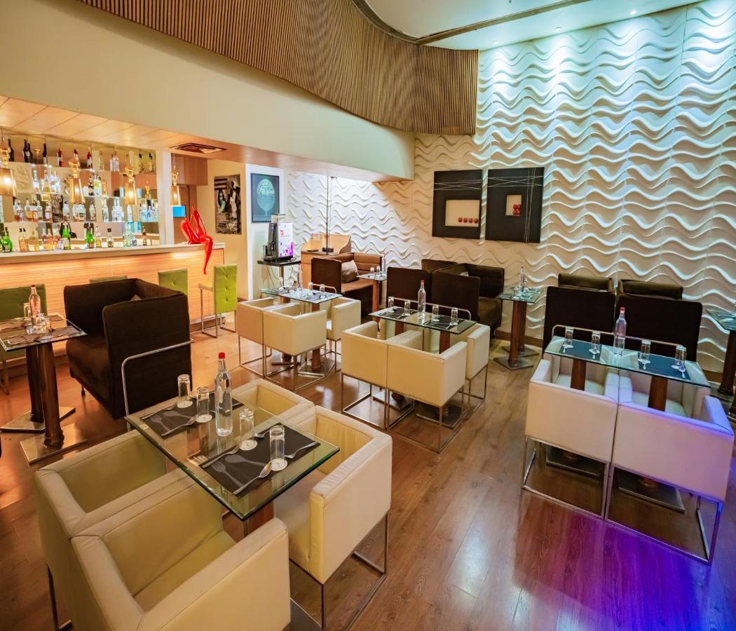 Barsana Hotel & Resort Сіліґурі Екстер'єр фото