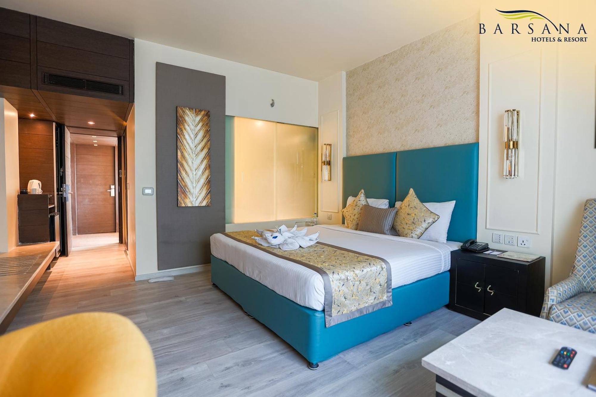 Barsana Hotel & Resort Сіліґурі Екстер'єр фото