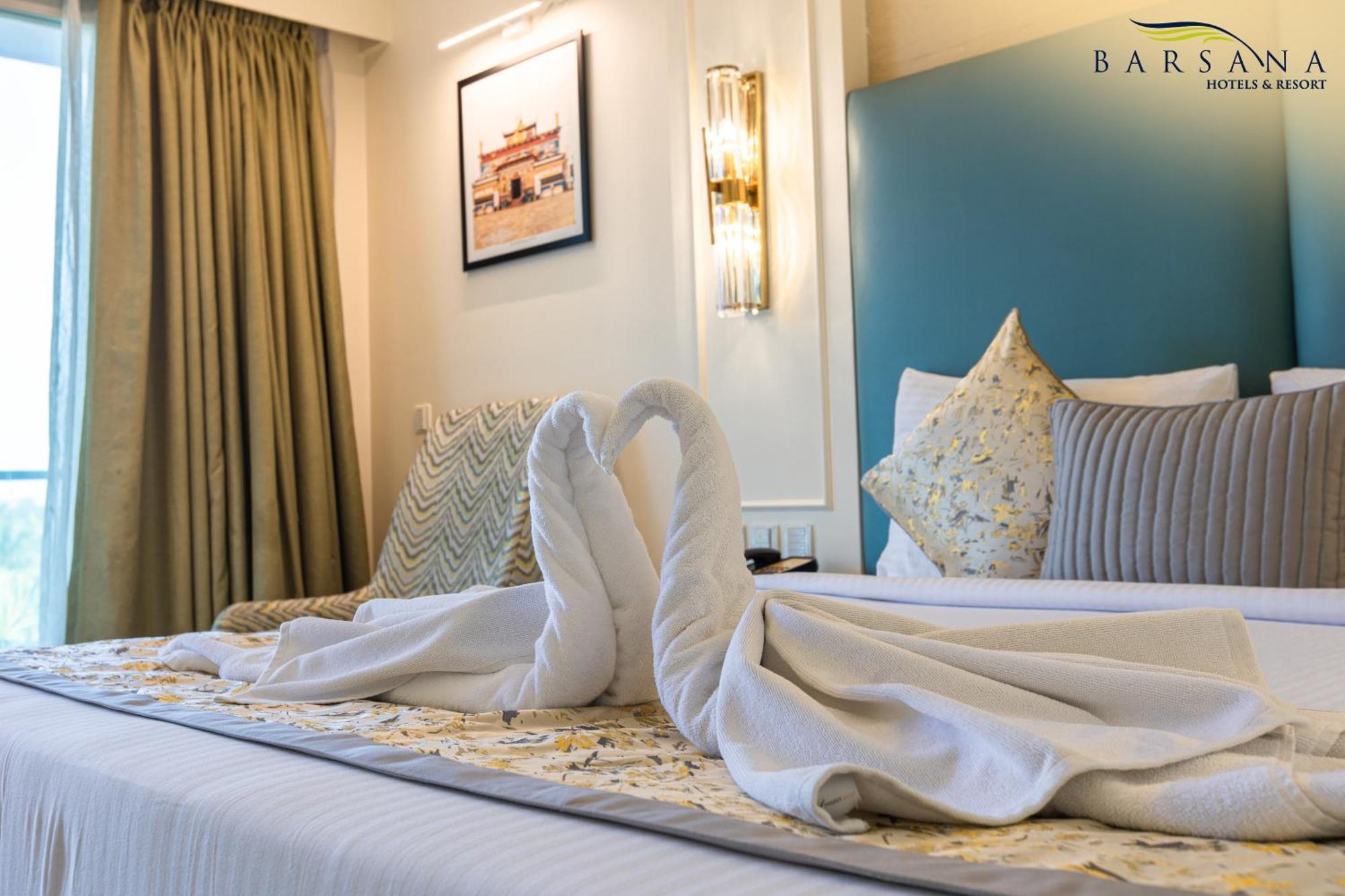 Barsana Hotel & Resort Сіліґурі Екстер'єр фото