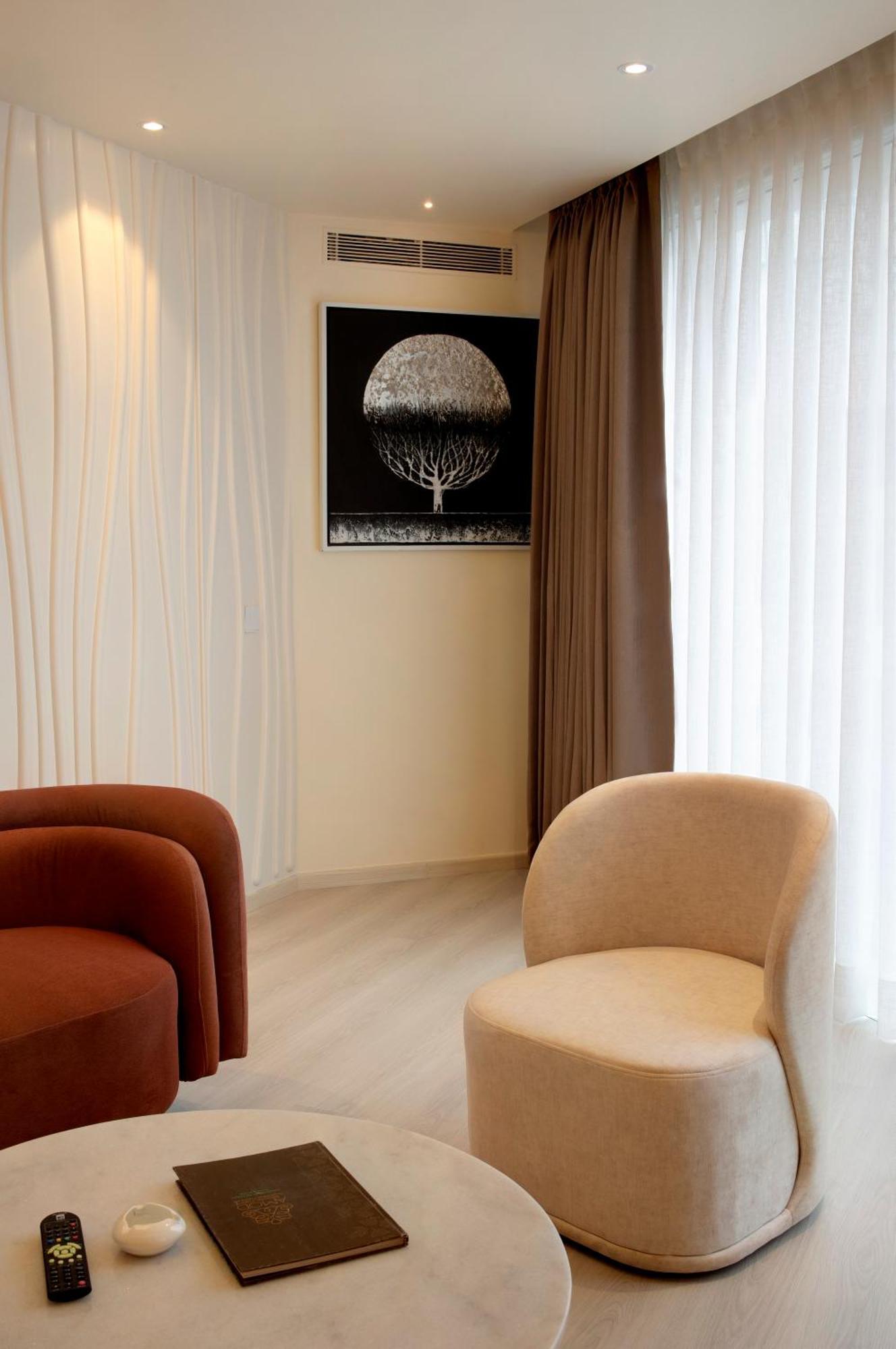 Barsana Hotel & Resort Сіліґурі Екстер'єр фото